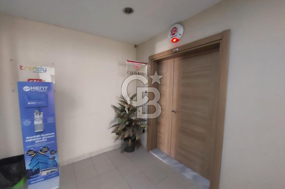 BORNOVA'DA PİRAMİT İŞ MERKEZİNDE SATILIK 260M2 OFİS...