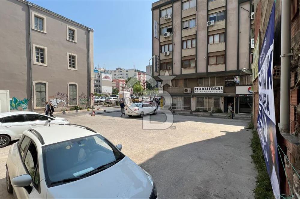 ALSANCAK'TA KÖŞE KONUMLU SATILIK ARSA ...