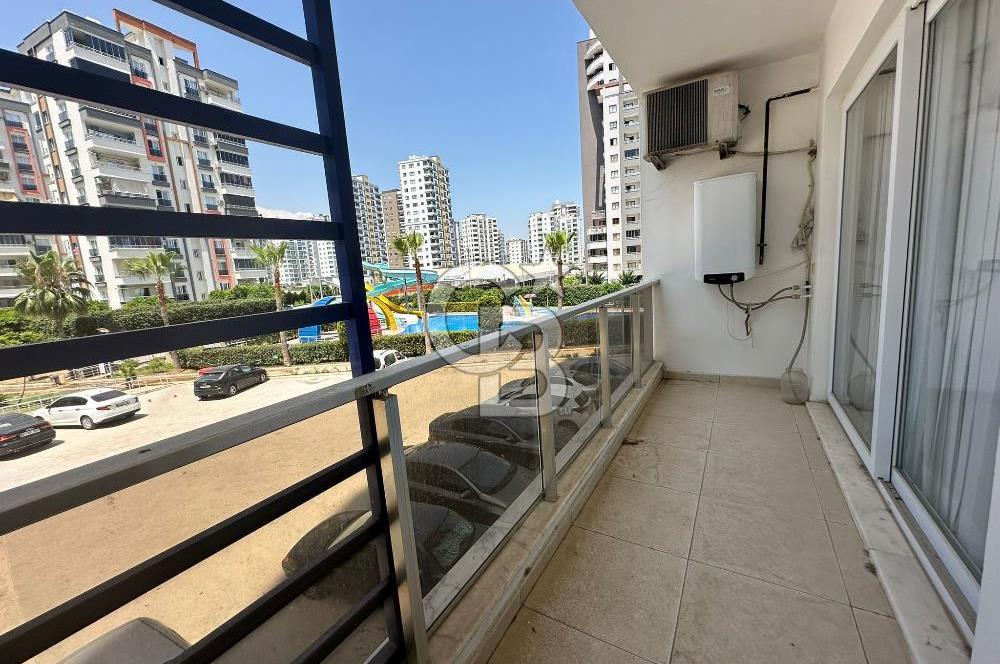 Mersin Mezitli Deniz Mah.  Batıyakası Sitesinde Aqua Parklı  Satılık  2+1 Daire 