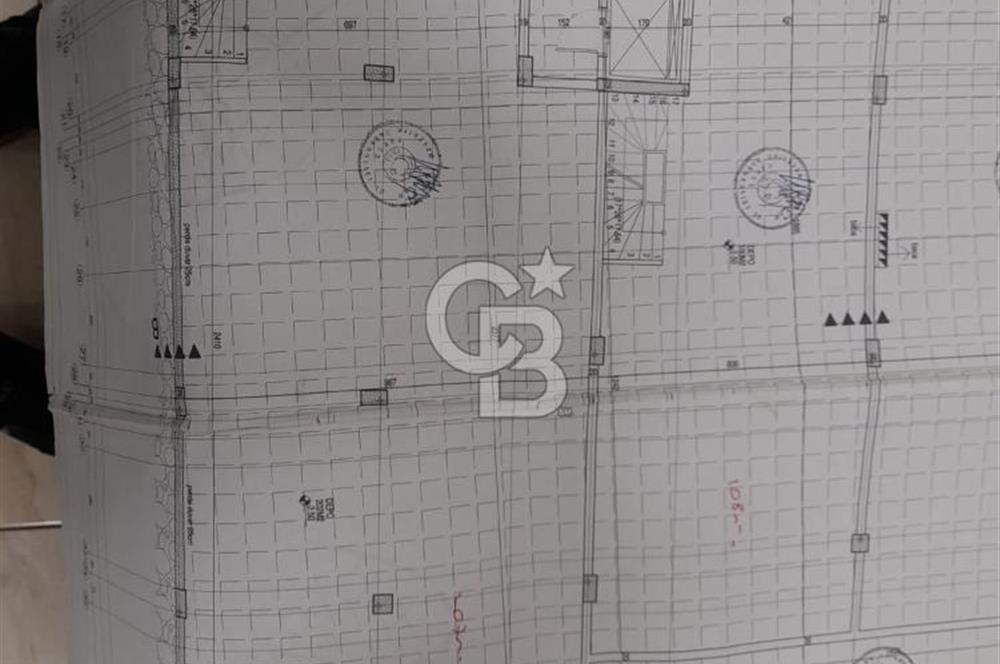 Sütçüler Habiblerde 900m2 Satılık Depolu Asma Katlı Dükkan