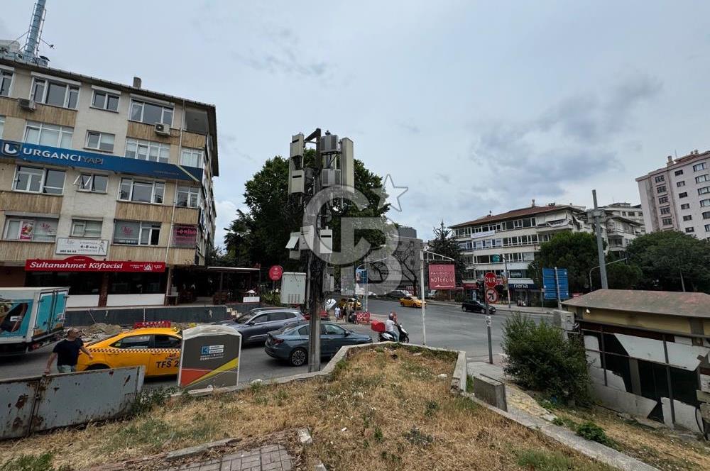 BAĞDAT CADDESİ ÜZERİNDE MÜKEMMEL KONUMDA YATIRIM FIRSATI