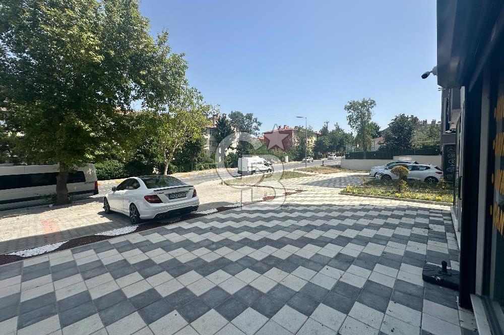 Beylikdüzü Gürpınar Violet Sitesinde 50m2 Kiralık Dükkan