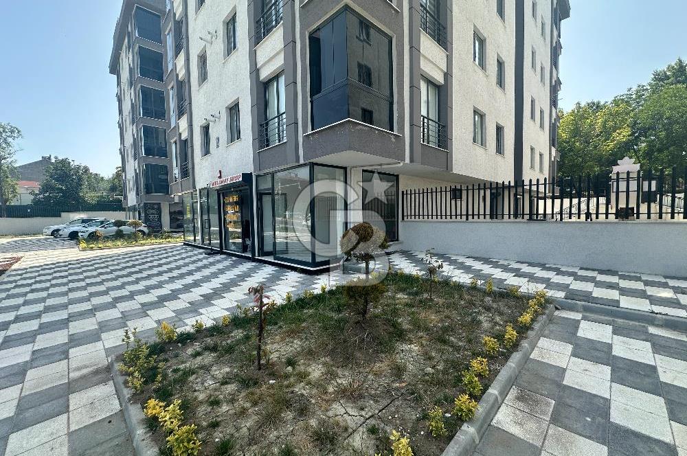 Beylikdüzü Gürpınar Violet Sitesinde 50m2 Kiralık Dükkan