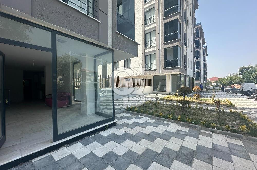 Beylikdüzü Gürpınar Violet Sitesinde 50m2 Kiralık Dükkan