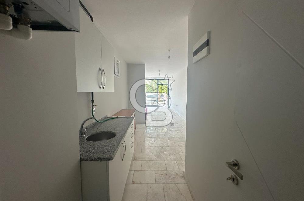 Beylikdüzü Gürpınar Violet Sitesinde 50m2 Kiralık Dükkan