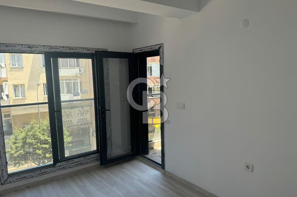 Bucanın Merkezinde Menderes Mah 2+1 A.Mutfak Sıfır Kiralık Daire