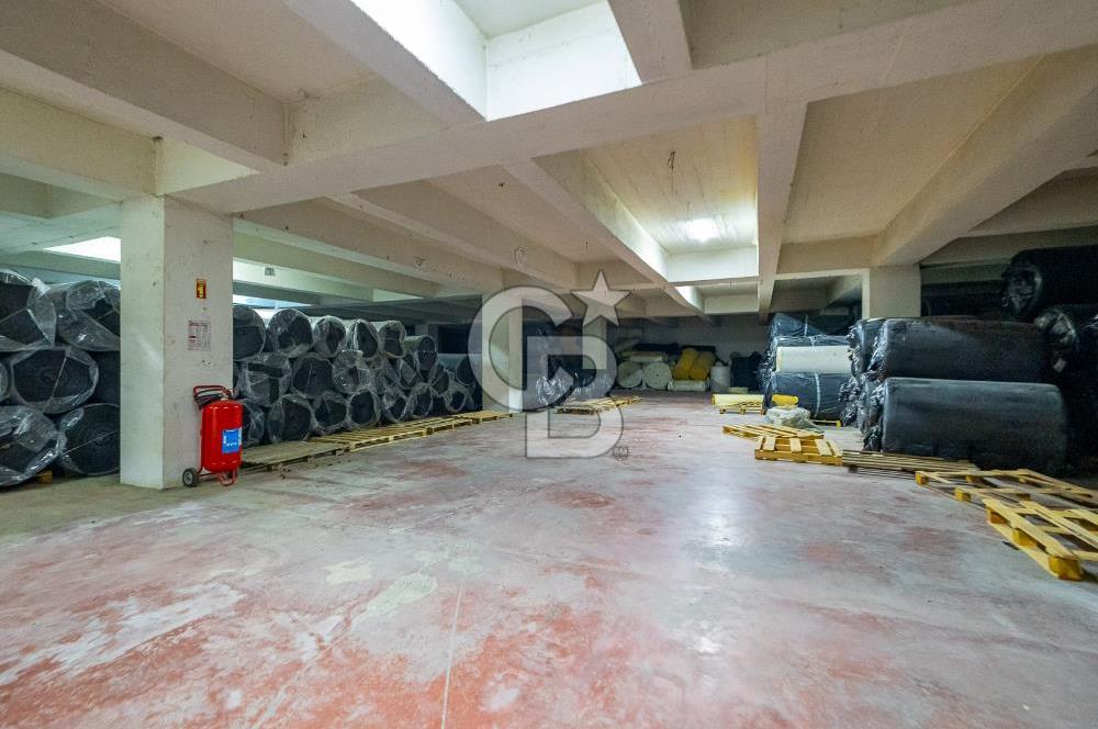 Esenyurt' ta 3.000 m² Satılık Fabrika (Tamamı İskanlı)