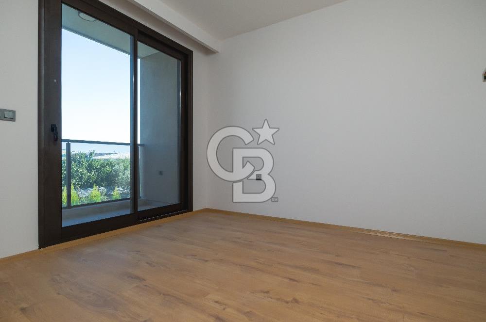 GAZİEMİR SARNIÇ OM LİFE SİTESİ SATILIK 3+1 ARA KAT DAİRE