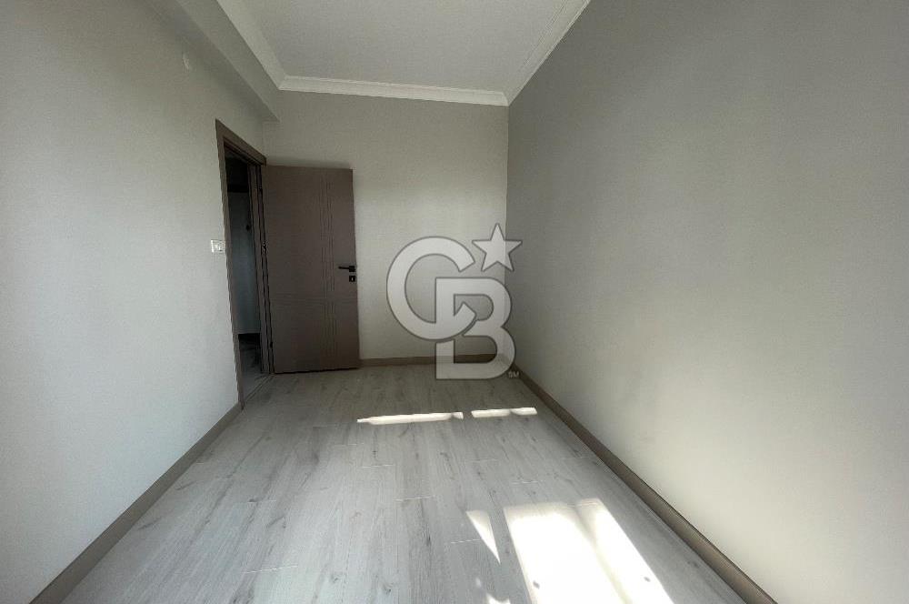 KOCAELİ BAŞİKELE'DE SATILIK BAHÇE KULLANIM ALANLI  2+1 DAİRE