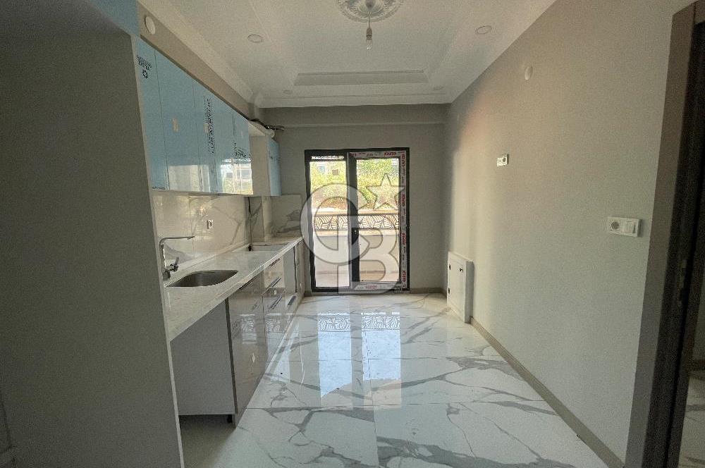 KOCAELİ BAŞİKELE'DE SATILIK BAHÇE KULLANIM ALANLI  2+1 DAİRE