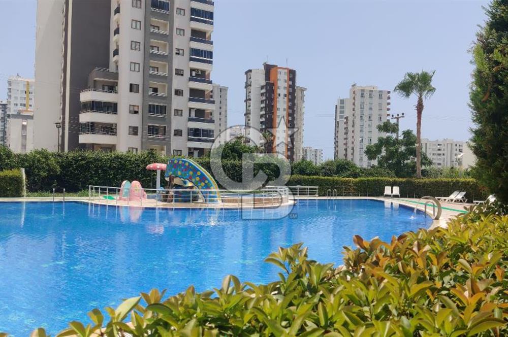 Mersin Mezitli Deniz Mah.  Batıyakası Sitesinde Aqua Parklı  Satılık  2+1 Daire 