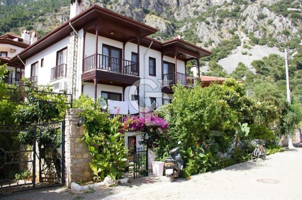 Akyaka’da Komple Satılık İkiz Villa 