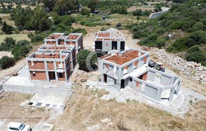 Datça Emecik'te Kendi Koyu Olan Bir Projeden 112m² Satılık Villa