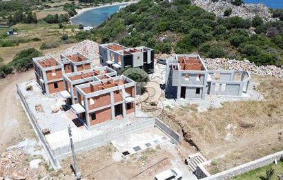 Datça Emecik'te Kendi Koyu Olan Bir Projeden 112m² Satılık Villa