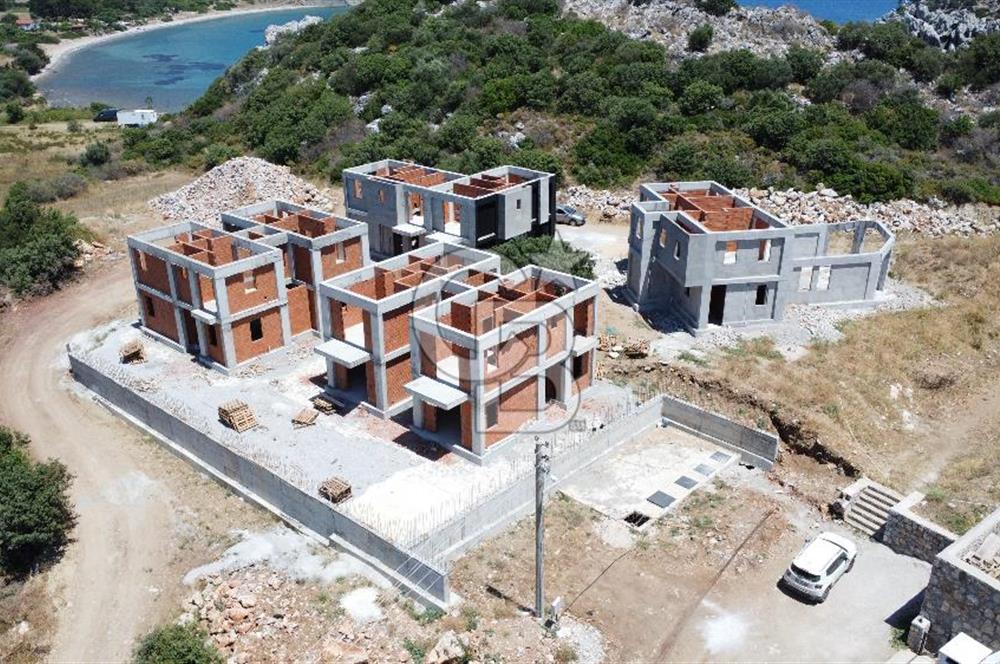 Datça Emecik'te Kendi Koyu Olan Bir Projeden 112m² Satılık Villa