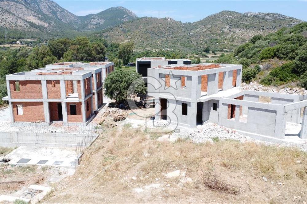 Datça Emecik'te Kendi Koyu Olan Bir Projeden 112m² Satılık Villa