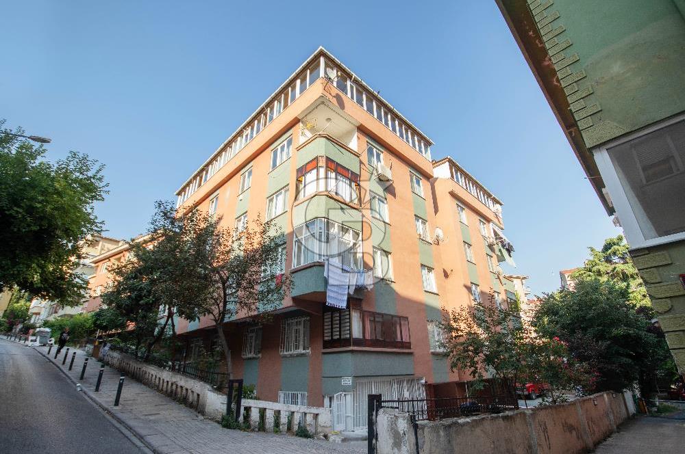 Kadıköy Hasanpaşa Satılık 2+1 Arakat Daire