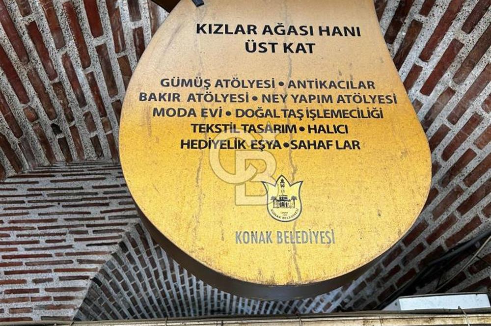 İZMİR SİMGELERİNDEN KIZLARAĞASINDA DEVREN KİRALIK GÜMÜŞ DÜKKANI