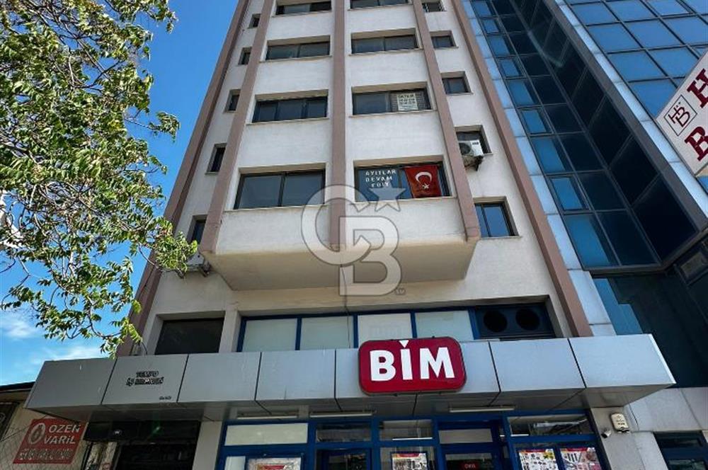 Konak Gürçeşmede Ana Cadde Üzeri Kiralik Ofis