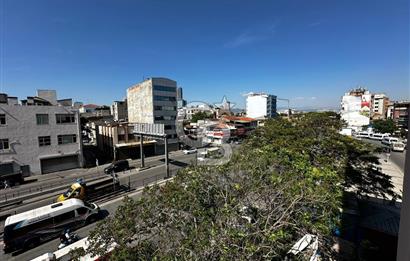 Konak Gürçeşmede Ana Cadde Üzeri Kiralik Ofis