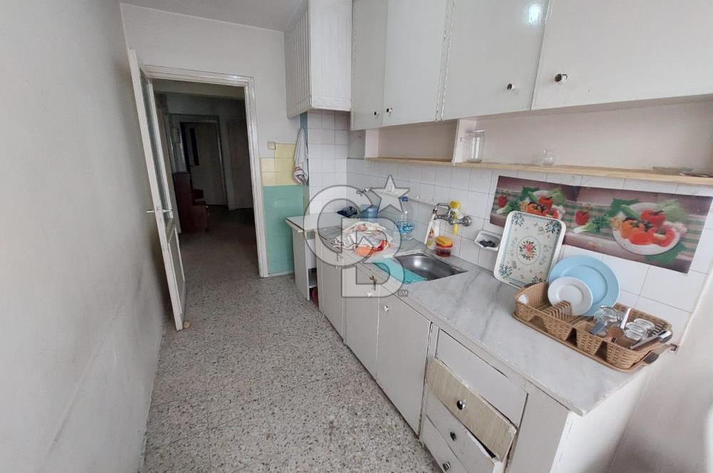 İZMİR KARABAĞLAR YEŞİLYURT MAHALLESİ SATILIK 3+1 DAİRE