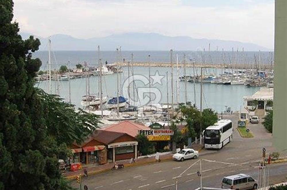  FİNİKEDE KÖKLÜ AİLEDEN YAT LİMANI KARŞISI SATILIK TARİHİ KONAK..     