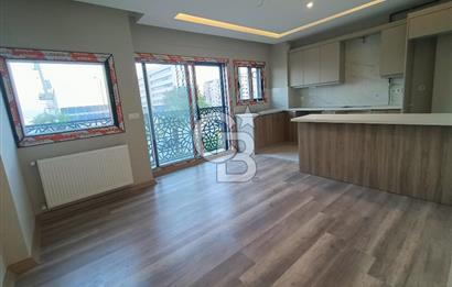 ALAYBEY TERSANE'DE YENİ BİNA DA DENİZ MANZARALI 2+1 SATILIK DAİRE