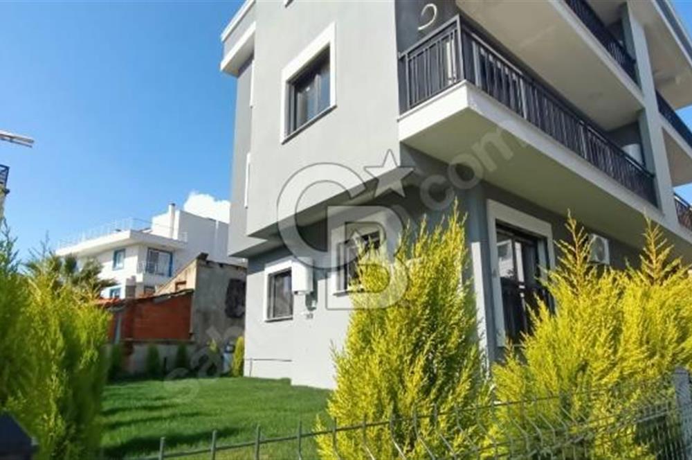 İzmir Dikili Çandarlıda 2+1 açık mutfak satılık daire