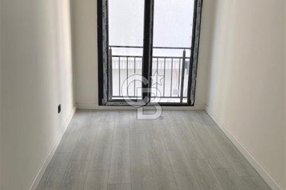 BÜYÜKÇEKMECE DE DENİZ MANZARALI SIFIR 2+1 ARA KAT SATILIK DAİRE