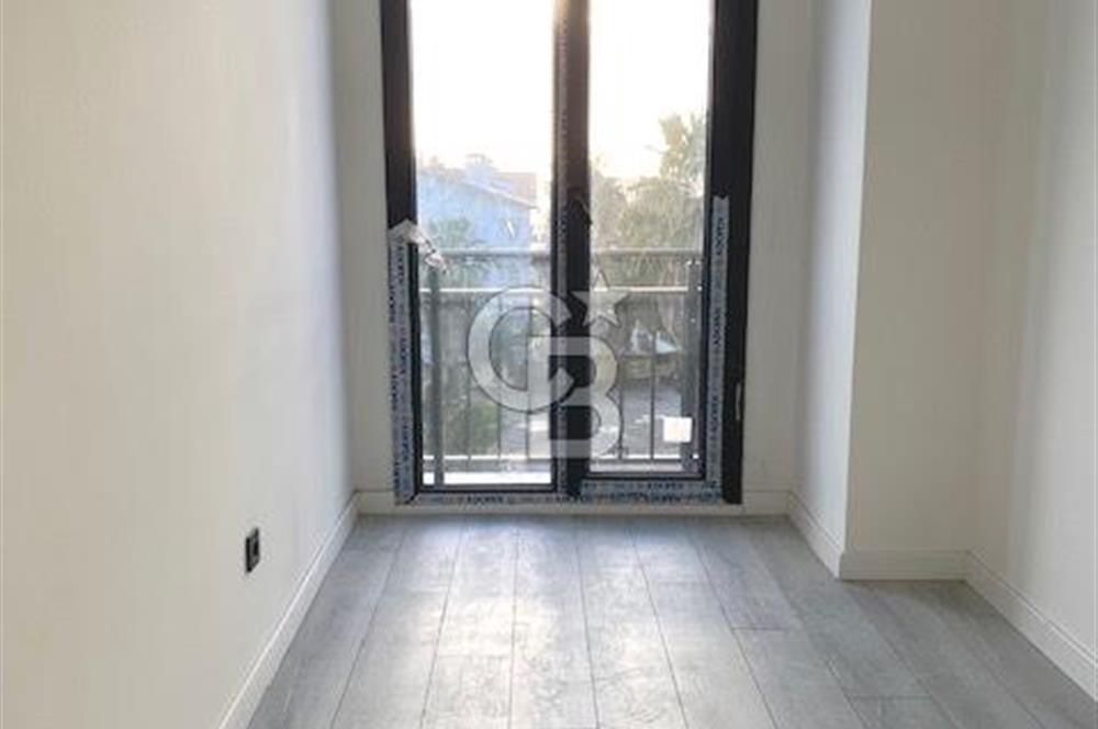 BÜYÜKÇEKMECE DE DENİZ MANZARALI SIFIR 2+1 ARA KAT SATILIK DAİRE