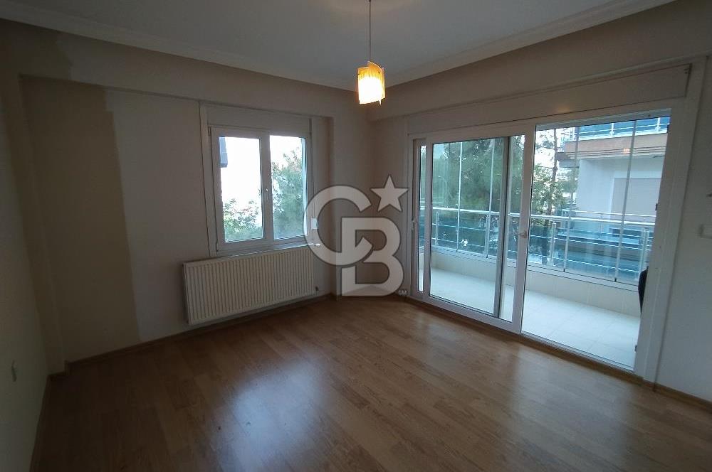 BORNOVA EVKA 3 TE SATILIK DAİRE