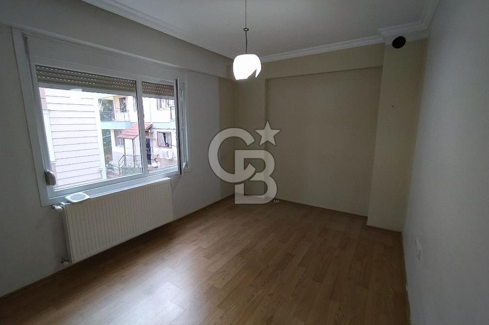 BORNOVA EVKA 3 TE SATILIK DAİRE