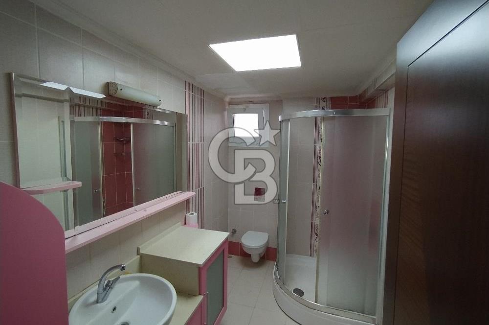 BORNOVA EVKA 3 TE SATILIK DAİRE