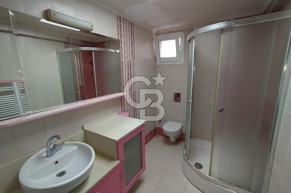 BORNOVA EVKA 3 TE SATILIK DAİRE