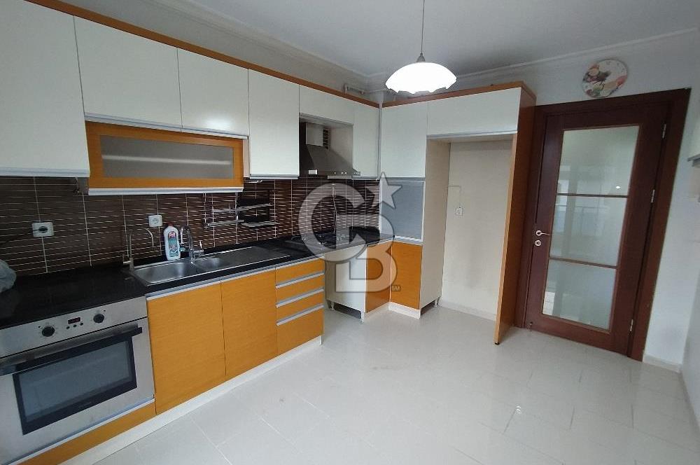 BORNOVA EVKA 3 TE SATILIK DAİRE