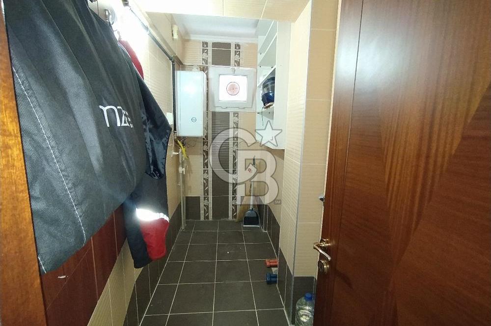 BORNOVA EVKA 3 TE SATILIK DAİRE