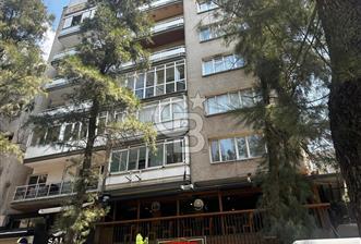 BORNOVA KAZIMDİRK'DE MUHTEŞEM LOKASYON'DA SATILIK 2+1 DAİRE