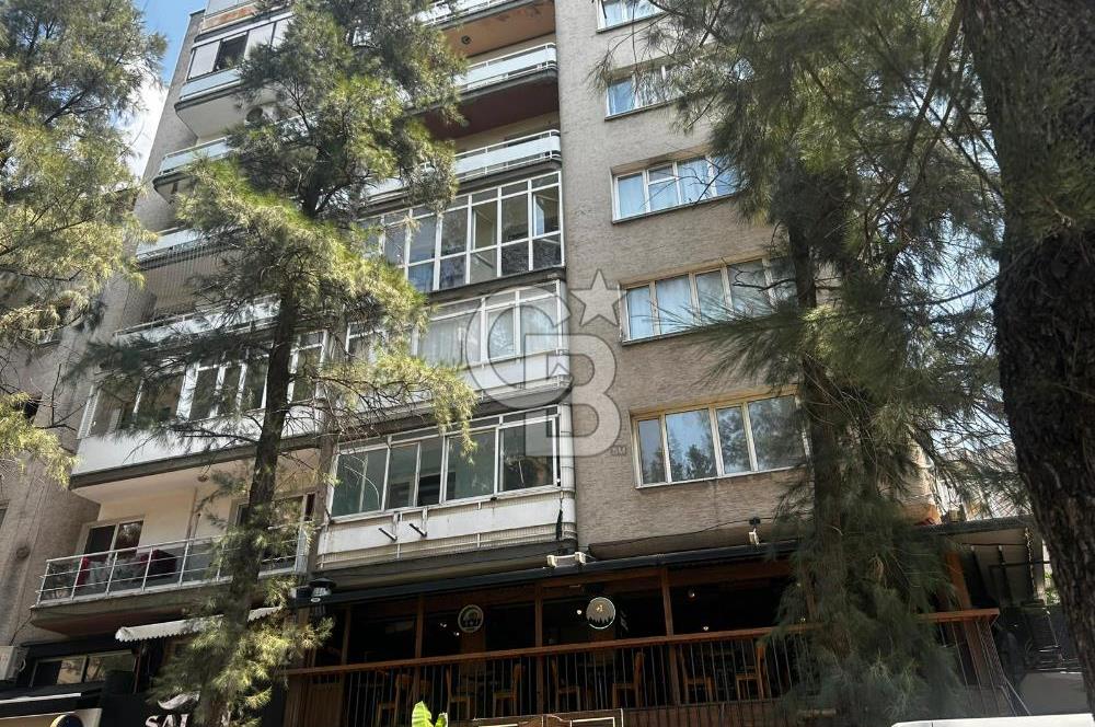 BORNOVA KAZIMDİRK'DE MUHTEŞEM LOKASYON'DA SATILIK 2+1 DAİRE