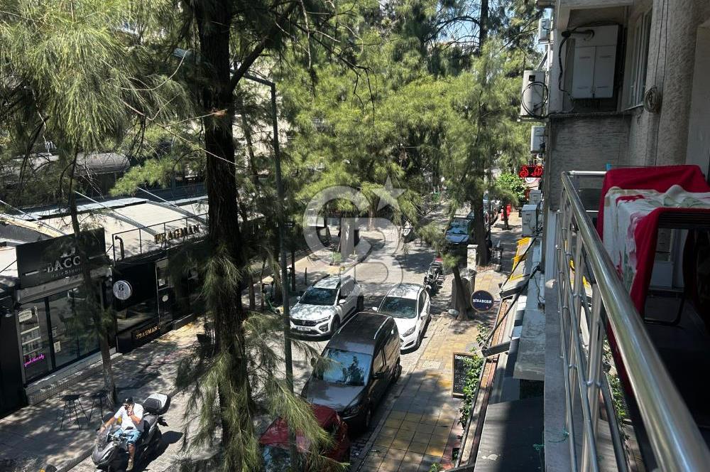 BORNOVA KAZIMDİRK'DE MUHTEŞEM LOKASYON'DA SATILIK 2+1 DAİRE