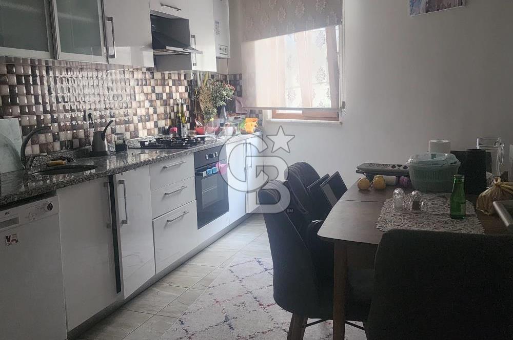 MALTEPE AYDINEVLER DE GENÇ BİNADA ACİL SATILIK DAİRE