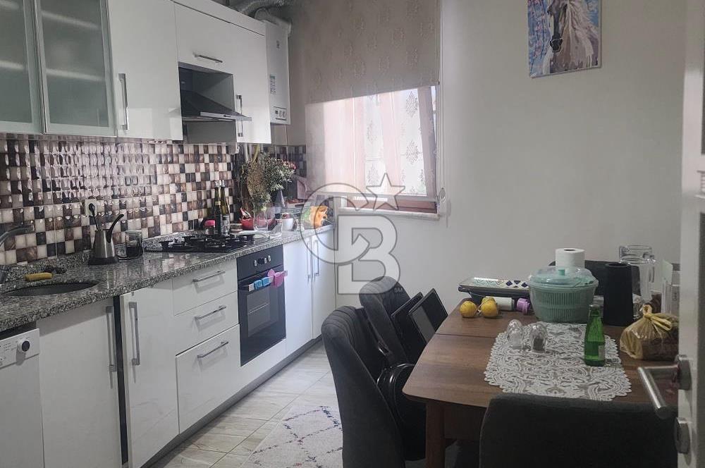 MALTEPE AYDINEVLER DE GENÇ BİNADA ACİL SATILIK DAİRE