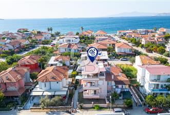 İzmir Yenifoça Gencelli'de Satılık 3+2 Tripleks Villa