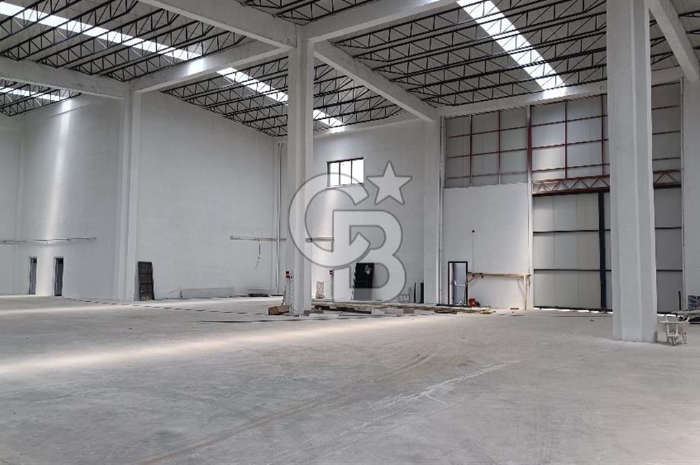 KAZAN-SARAY'DA, 3000 M2 KİRALIK FABRİKA