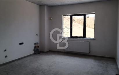 KAZAN-SARAY'DA, 3000 M2 KİRALIK FABRİKA