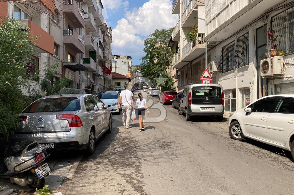 Halil Rıfat Paşa da Satılık Dükkan