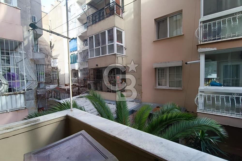 KARŞIYAKA TERSANE MAHALLESİNDE SATILIK 90M2 2+1 DAİRE