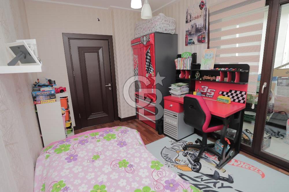 YAŞAMKENT MERKEZDE ÜÇ KONAKLAR SİTESİNDE SATILIK 4+1 DAİRE