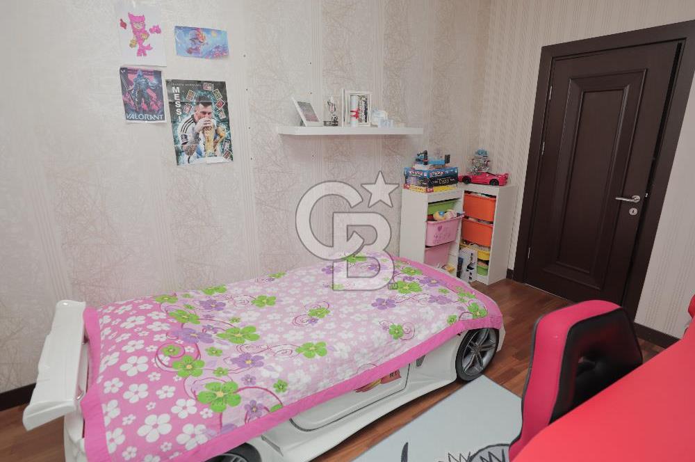 YAŞAMKENT MERKEZDE ÜÇ KONAKLAR SİTESİNDE SATILIK 4+1 DAİRE