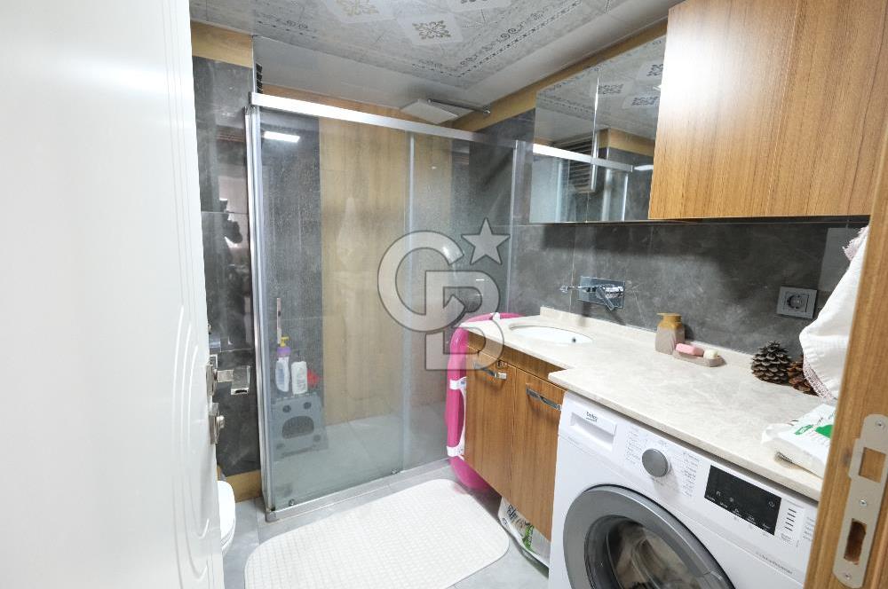 MENEMEN ANAYOL ÜZERİ MERKEZİ KONUM SATILIK 2+1 LÜKS DAİRE