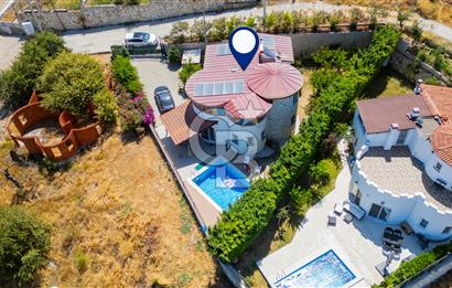 Kozbeylide Satılık 4+2 Müstakil Deniz Manzaralı Havuzlu Villa